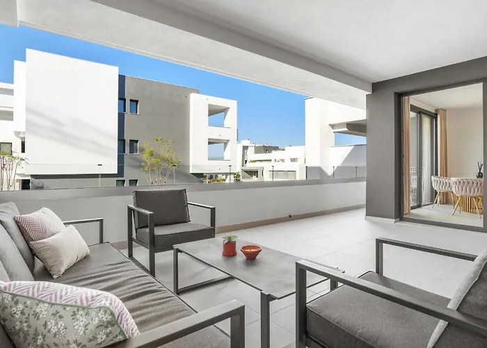 Paraiso En Vanian Gardens Apartment